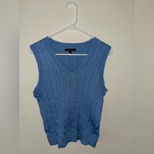 Sweater vest